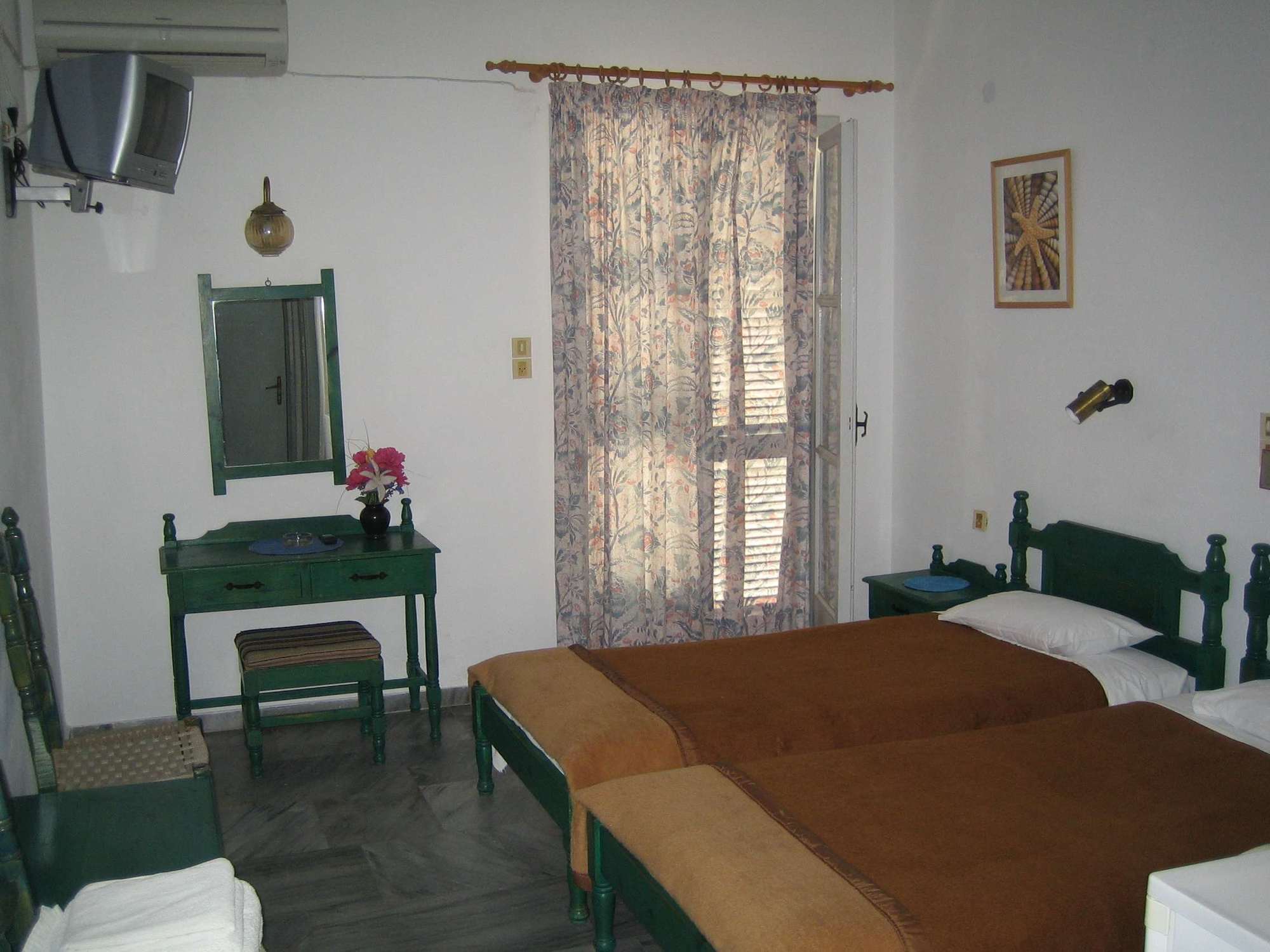 Hotel Sphinx Naxos City Екстер'єр фото